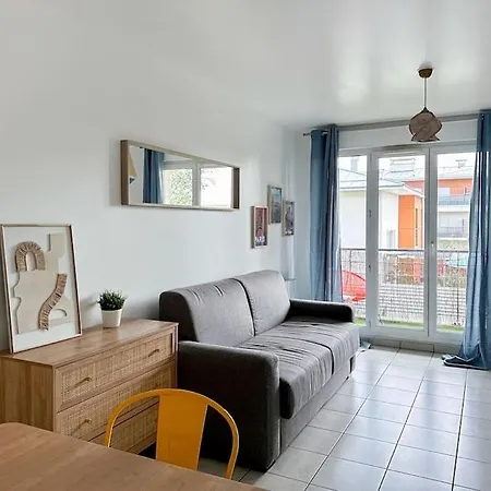 Le Bruxelles 21 - Pour 4 Personnes Disneyland Paris * Montevrain
